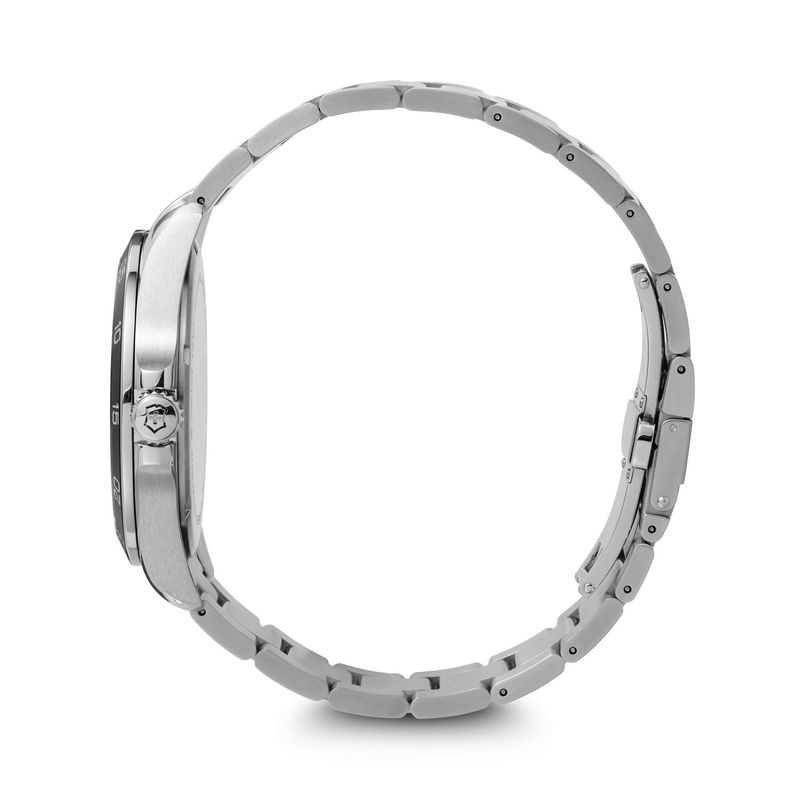 RVI00040--2
