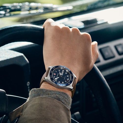 Relógio Victorinox Masculino Marrom